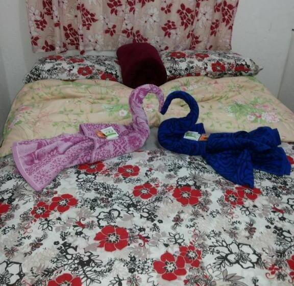 پانسیون Pousada E Hostel Monalisa