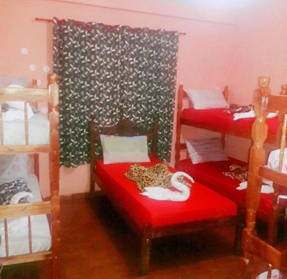 پانسیون Pousada E Hostel Monalisa