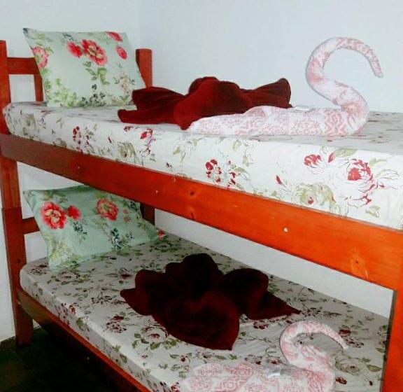 پانسیون Pousada E Hostel Monalisa