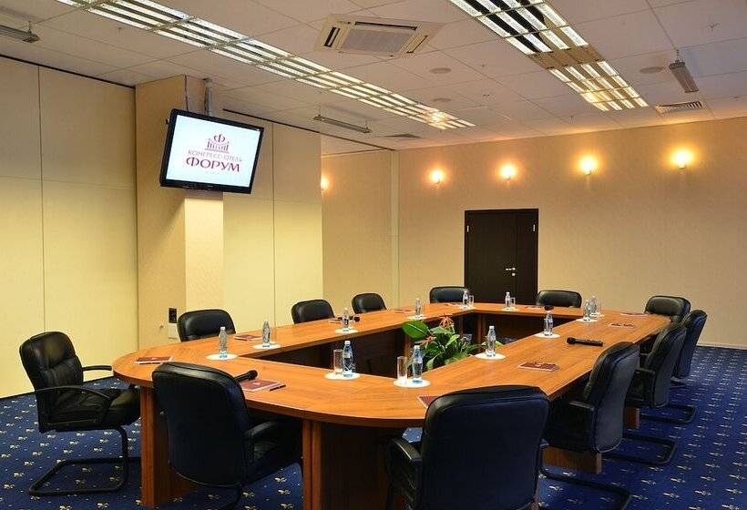 Congress Hotel Forum