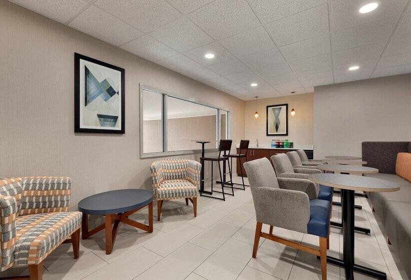 Holiday Inn Express Hotel & Suites Auburn   University Area, An Ihg