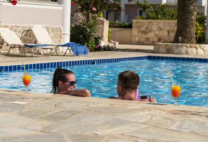 בית מלון כפרי Adelais