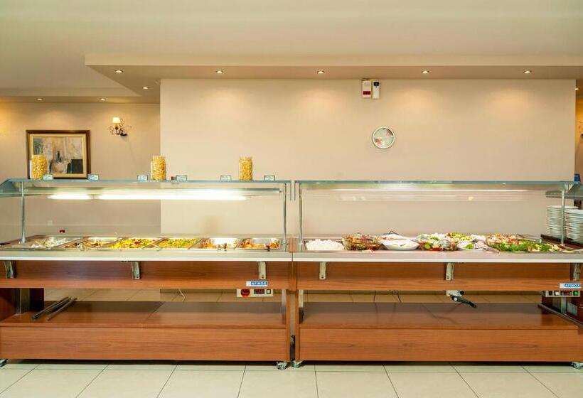 בית מלון כפרי Adelais