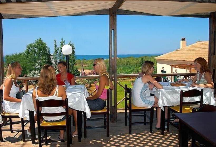 בית מלון כפרי Adelais