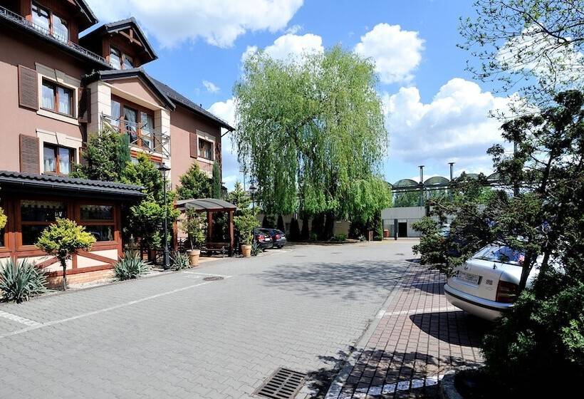 Отель Diament Vacanza Katowice Siemianowice