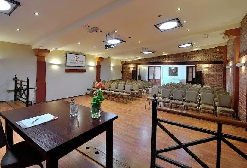 酒店 Diament Vacanza Katowice  Siemianowice