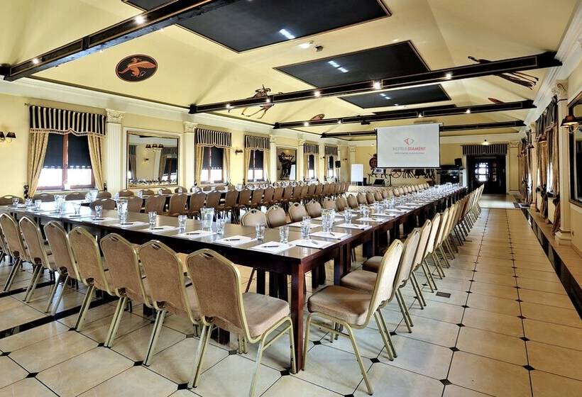 Отель Diament Vacanza Katowice Siemianowice