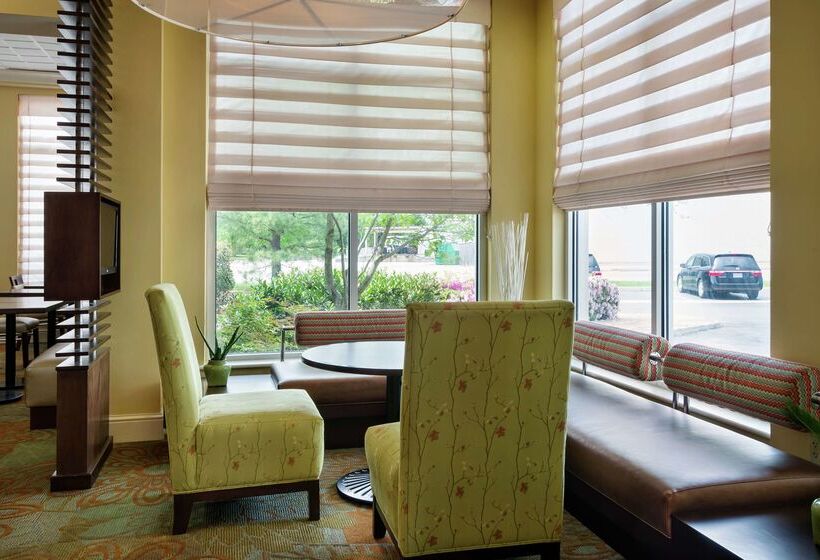 فندق Hilton Garden Inn Newport News