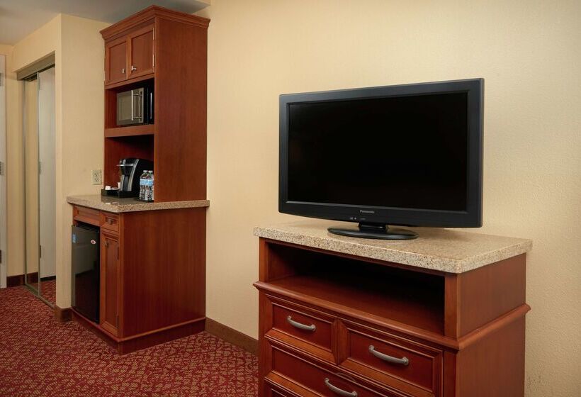 فندق Hilton Garden Inn Newport News