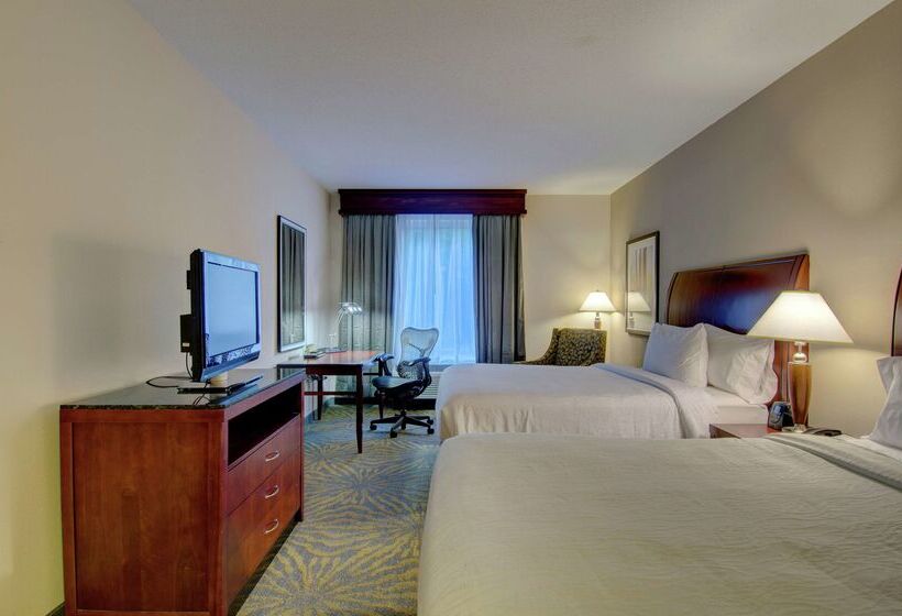 호텔 Hilton Garden Inn Norwalk