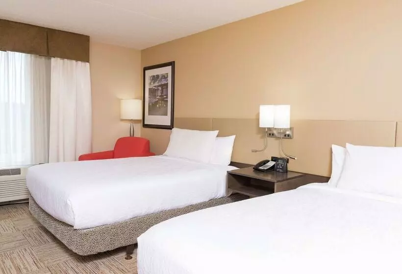 هتل Hilton Garden Inn West Lafayette Wabash Landing