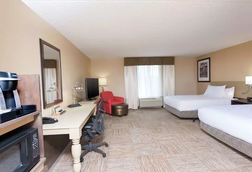 هتل Hilton Garden Inn West Lafayette Wabash Landing