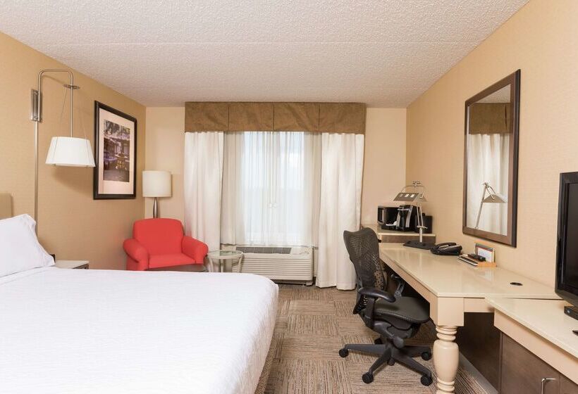 Отель Hilton Garden Inn West Lafayette Wabash Landing