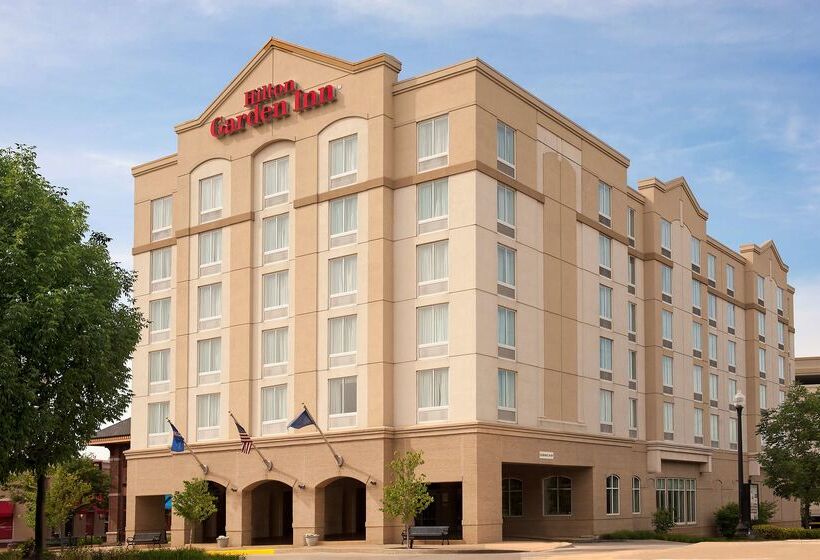 Отель Hilton Garden Inn West Lafayette Wabash Landing