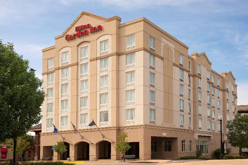 Отель Hilton Garden Inn West Lafayette Wabash Landing