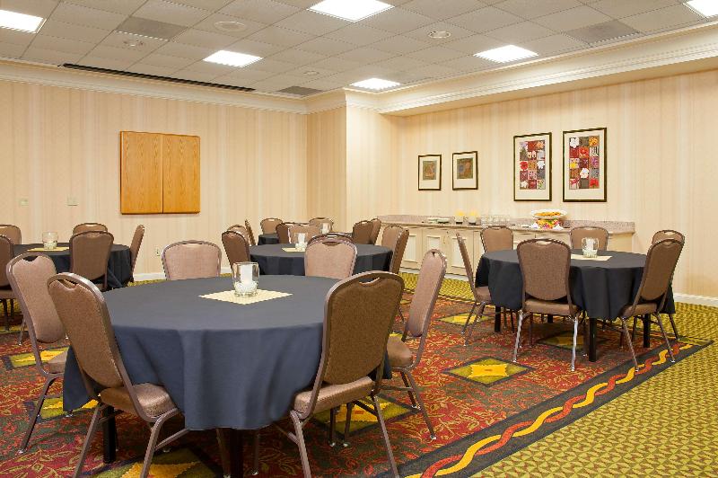 Отель Hilton Garden Inn West Lafayette Wabash Landing