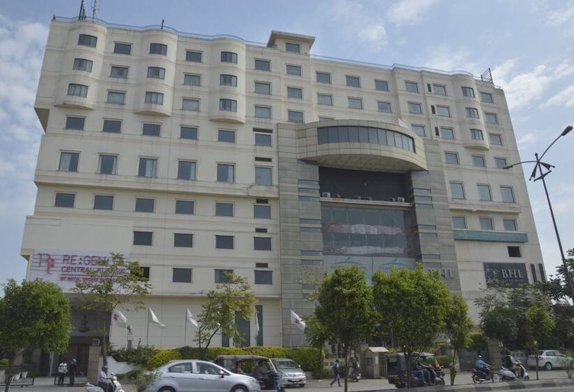 هتل Regenta Central Klassik