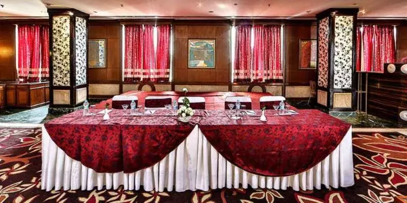 هتل Regenta Central Klassik