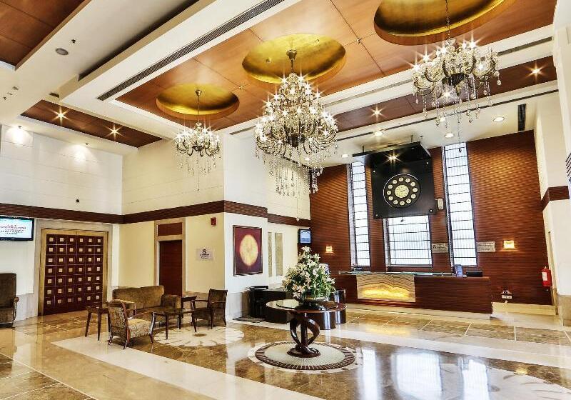 هتل Regenta Central Klassik