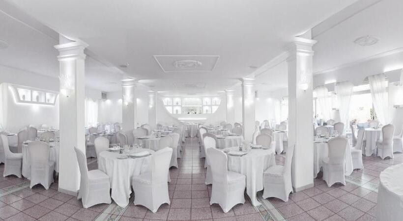 Отель Sant Agata