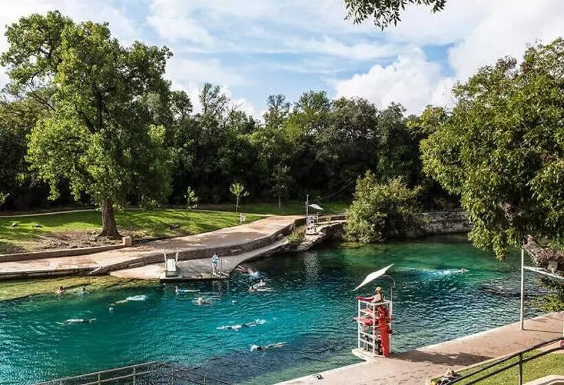 Hotel Staybridge Suites Austin Airport, An Ihg