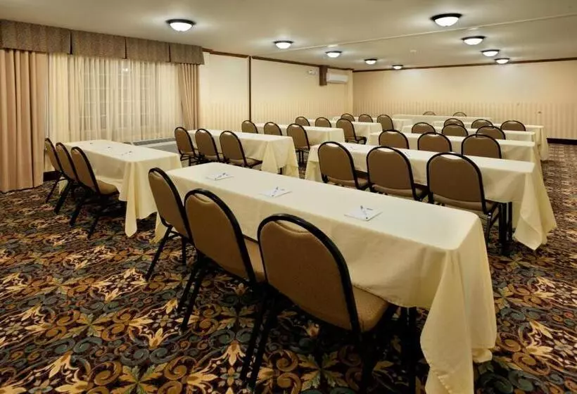 Hotel Staybridge Suites Austin Airport, An Ihg