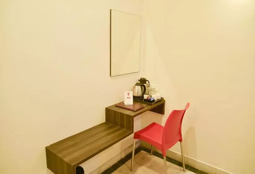 Hotel Suresh Plaza