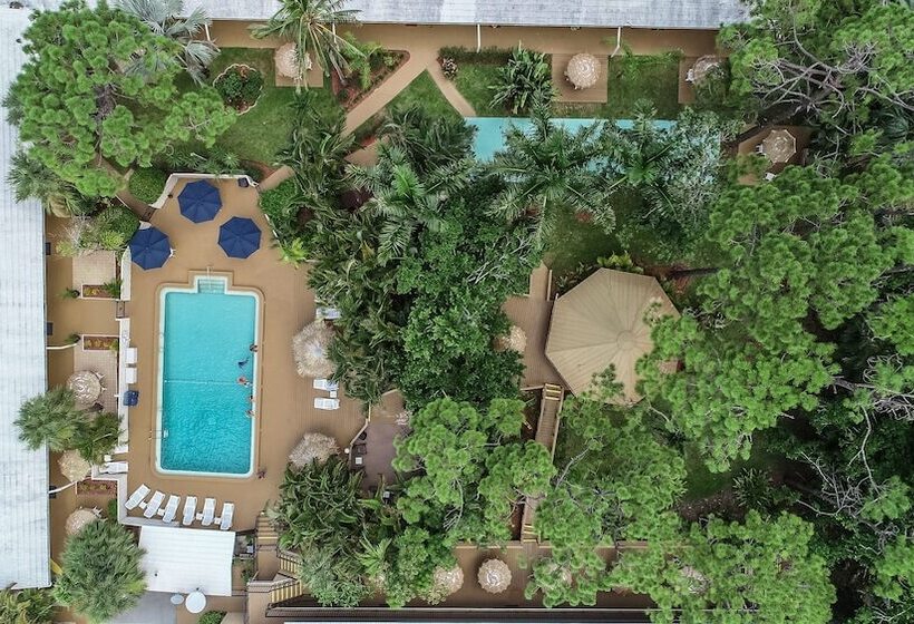 فندق The Fairways Inn Of Naples