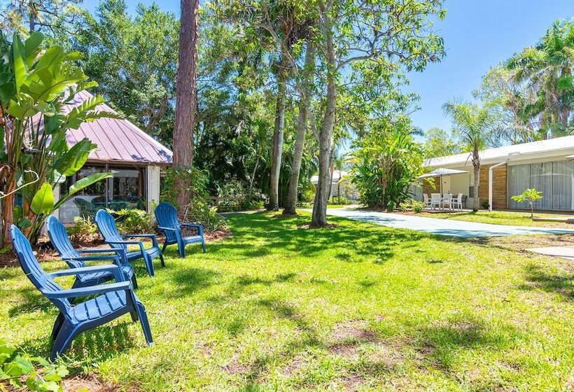 فندق The Fairways Inn Of Naples