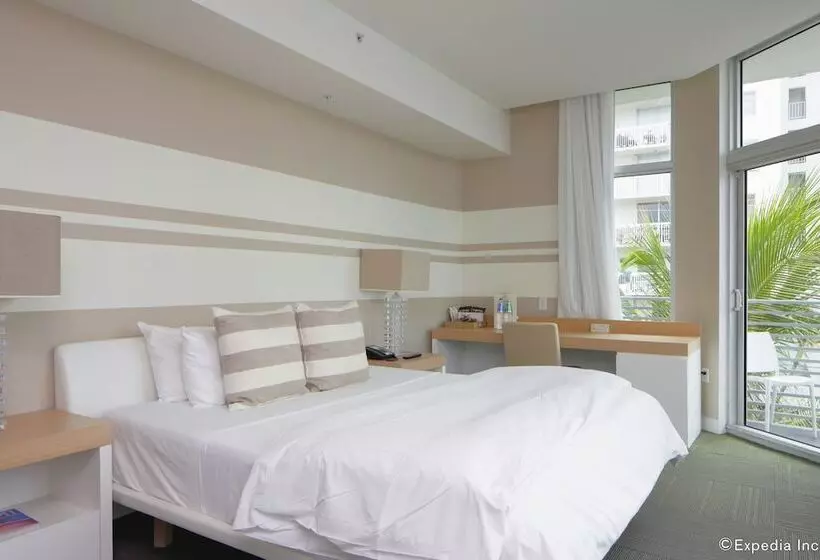 酒店 The Local House