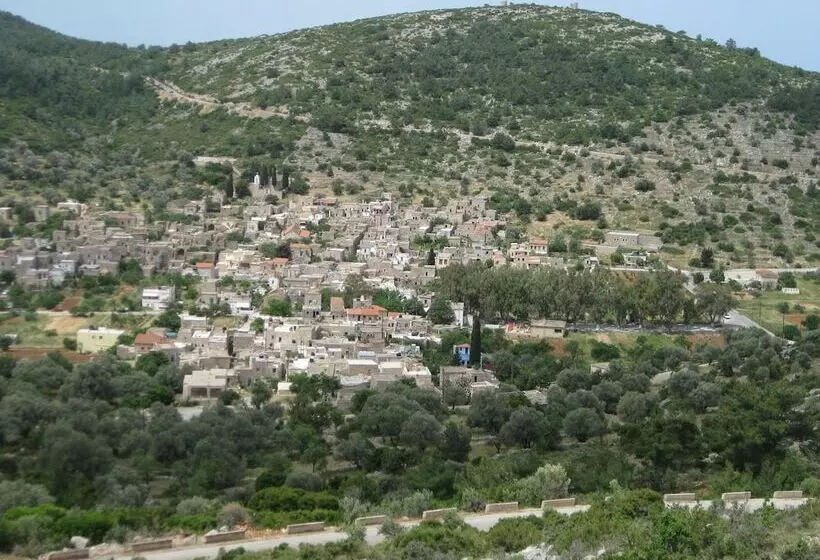 Traditional Hotel Ianthe