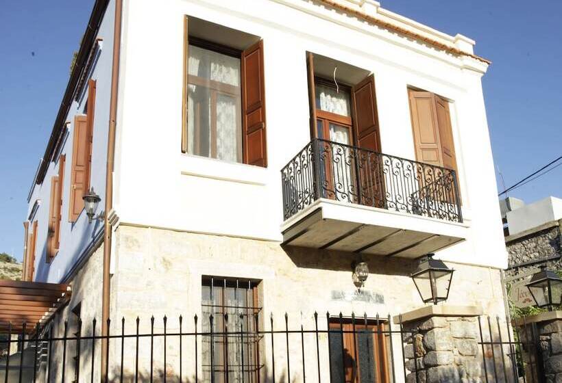 Traditional Hotel Ianthe