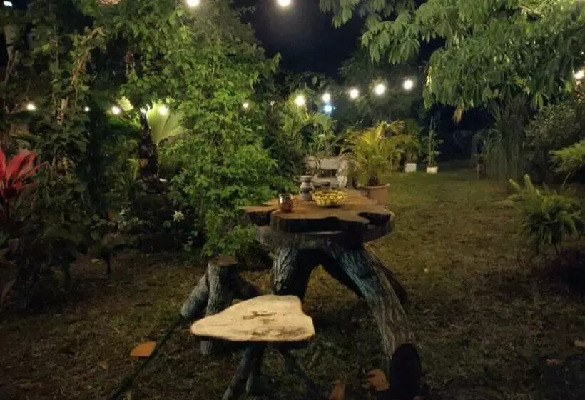 Retkeilymaja Posada Ixchel