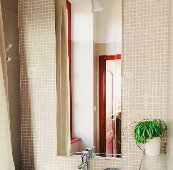 住宿加早餐  Fontclaire En Provence