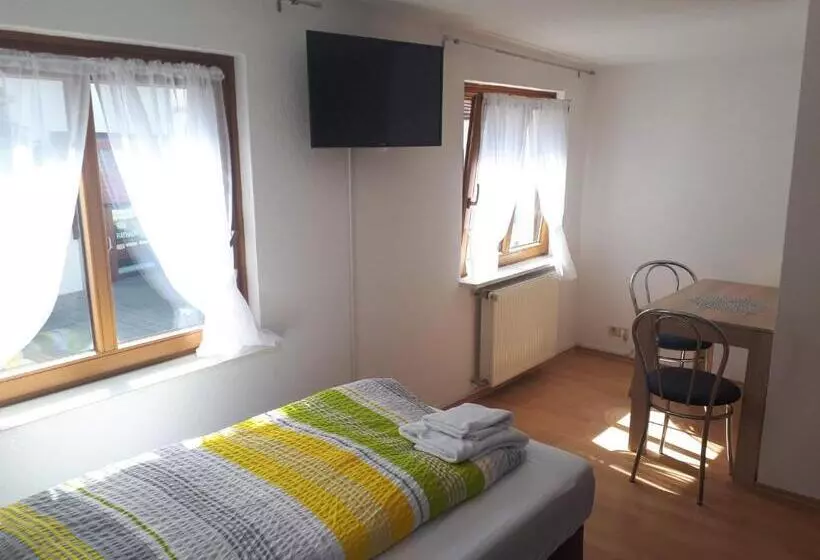 Gästehaus Pension Waldhorn