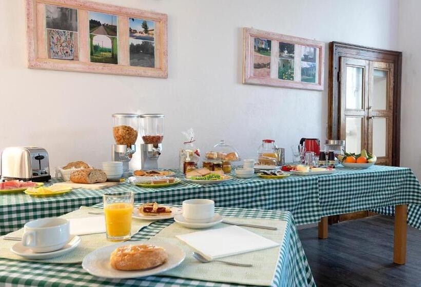 Отель Agriturismo Cascina Graziosa