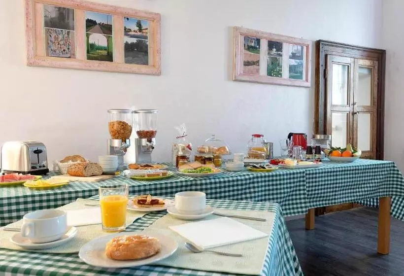 هتل Agriturismo Cascina Graziosa