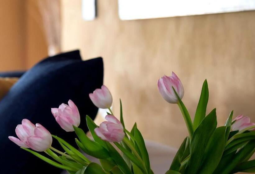 Отель Agriturismo Cascina Graziosa