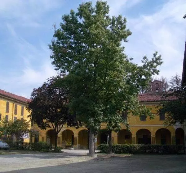 هتل Agriturismo Cascina Graziosa