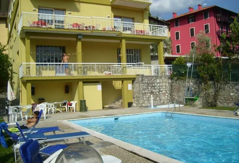 Hotel Albergo Drena