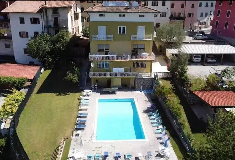 Hotel Albergo Drena
