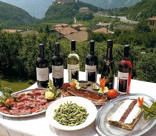 ホテル Albergo Drena