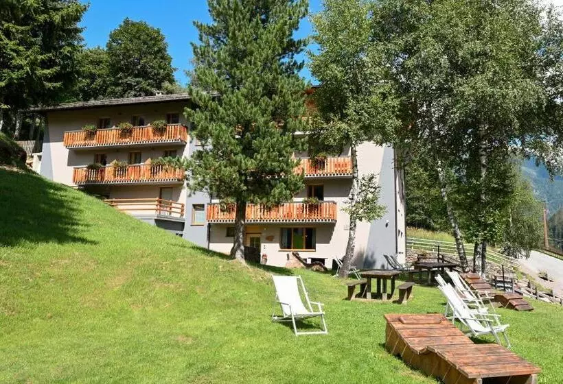 Hotelli Albergo Sporting