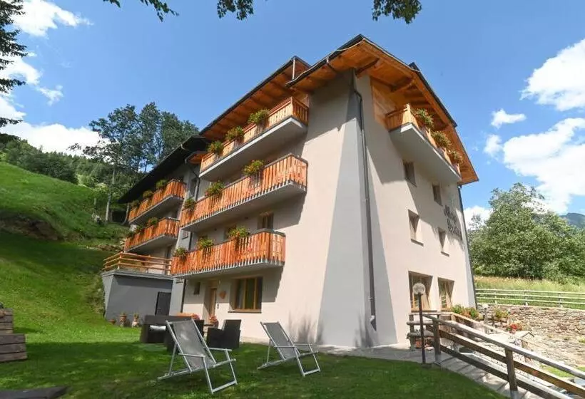 Hotelli Albergo Sporting