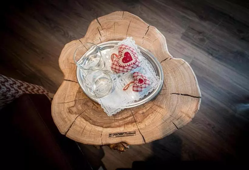 Hotelli Alpenhof Lodge