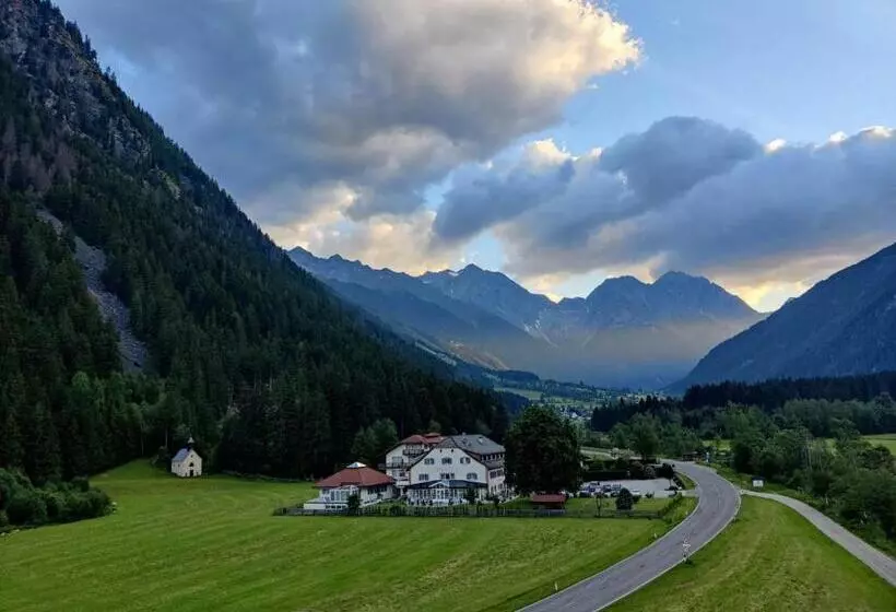 Hotelli Bad Salomonsbrunn