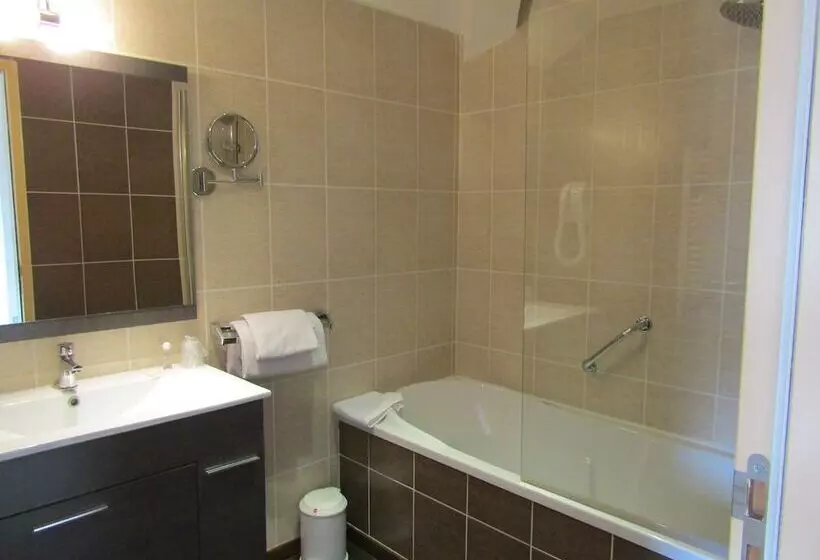 ホテル Fifi Moulin