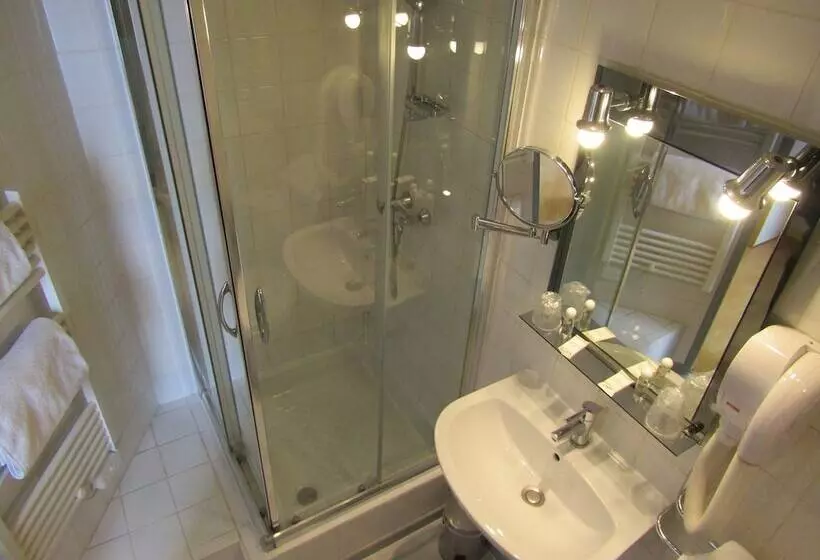 ホテル Fifi Moulin