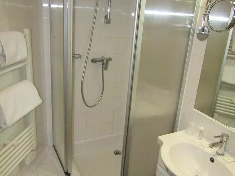 ホテル Fifi Moulin