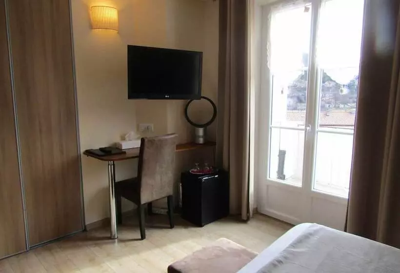 ホテル Fifi Moulin